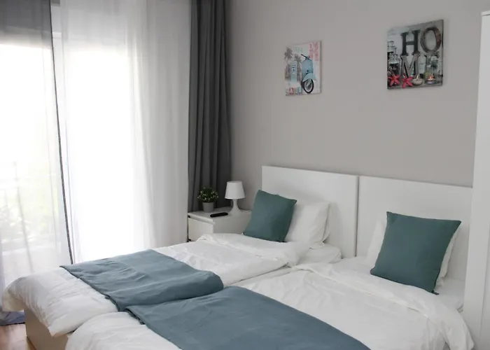 Happy Apartment, Kavala