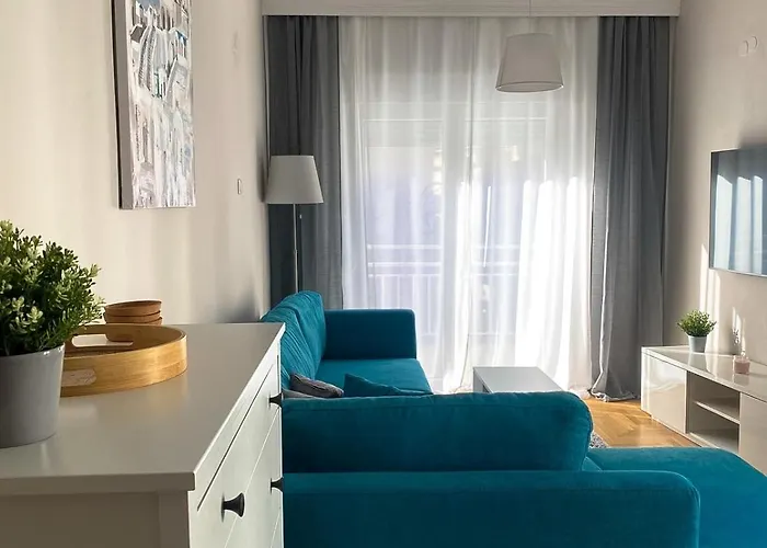 Happy Apartment, Kavala