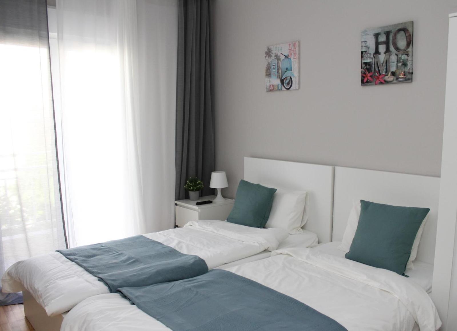 Apartment Happy Apartment, *